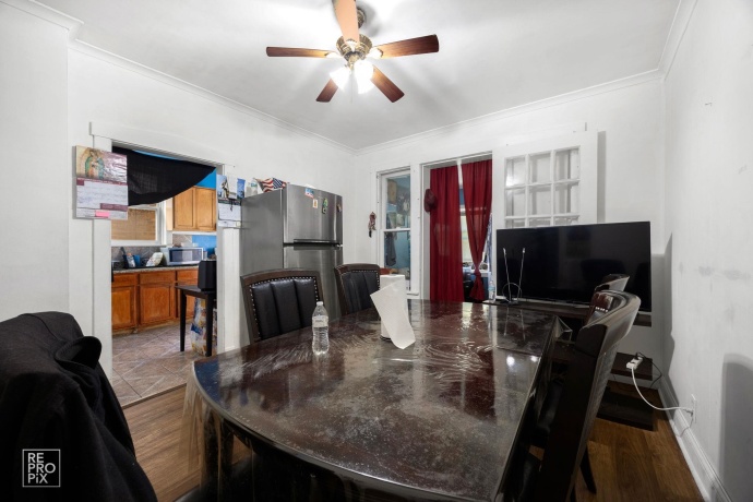 7227 DAMEN, CHICAGO, Illinois 60645, ,2 Units,For Sale,DAMEN,202506061