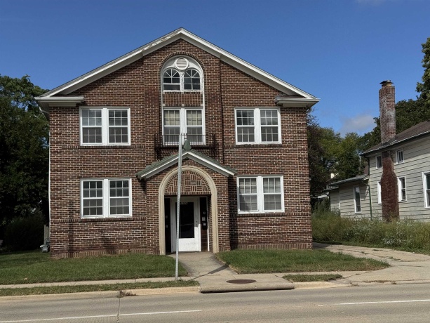 1124 Main, ROCKFORD, Illinois 61103, ,3 - 4 Units,For Sale,Main,202506079