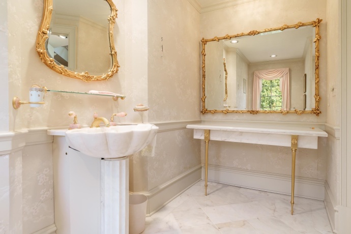 1637 Coachman, ROCKFORD, Illinois 61107, 4 Bedrooms Bedrooms, ,4 BathroomsBathrooms,House,For Sale,Coachman,202506084