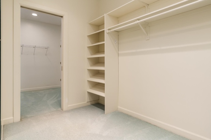 1637 Coachman, ROCKFORD, Illinois 61107, 4 Bedrooms Bedrooms, ,4 BathroomsBathrooms,House,For Sale,Coachman,202506084