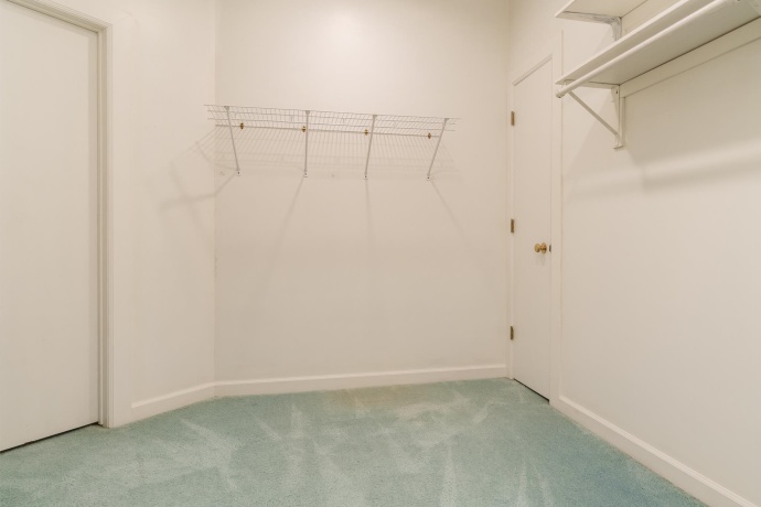 1637 Coachman, ROCKFORD, Illinois 61107, 4 Bedrooms Bedrooms, ,4 BathroomsBathrooms,House,For Sale,Coachman,202506084