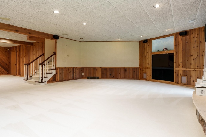 1637 Coachman, ROCKFORD, Illinois 61107, 4 Bedrooms Bedrooms, ,4 BathroomsBathrooms,House,For Sale,Coachman,202506084