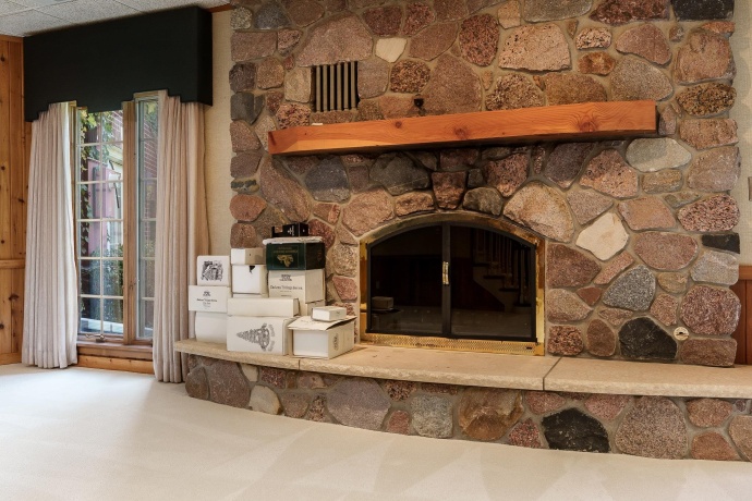 1637 Coachman, ROCKFORD, Illinois 61107, 4 Bedrooms Bedrooms, ,4 BathroomsBathrooms,House,For Sale,Coachman,202506084