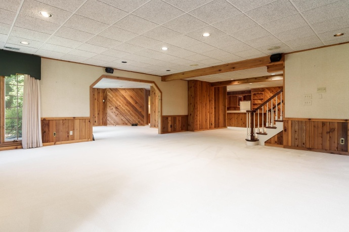 1637 Coachman, ROCKFORD, Illinois 61107, 4 Bedrooms Bedrooms, ,4 BathroomsBathrooms,House,For Sale,Coachman,202506084