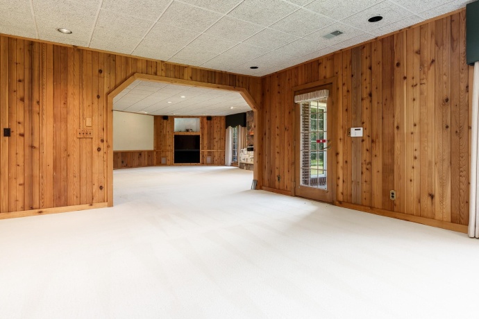 1637 Coachman, ROCKFORD, Illinois 61107, 4 Bedrooms Bedrooms, ,4 BathroomsBathrooms,House,For Sale,Coachman,202506084