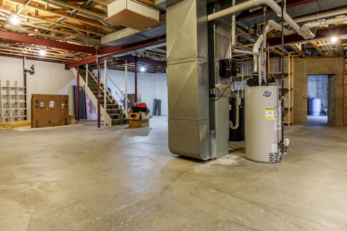 1637 Coachman, ROCKFORD, Illinois 61107, 4 Bedrooms Bedrooms, ,4 BathroomsBathrooms,House,For Sale,Coachman,202506084