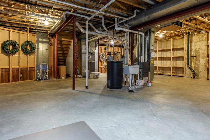 1637 Coachman, ROCKFORD, Illinois 61107, 4 Bedrooms Bedrooms, ,4 BathroomsBathrooms,House,For Sale,Coachman,202506084