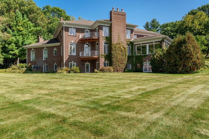 1637 Coachman, ROCKFORD, Illinois 61107, 4 Bedrooms Bedrooms, ,4 BathroomsBathrooms,House,For Sale,Coachman,202506084