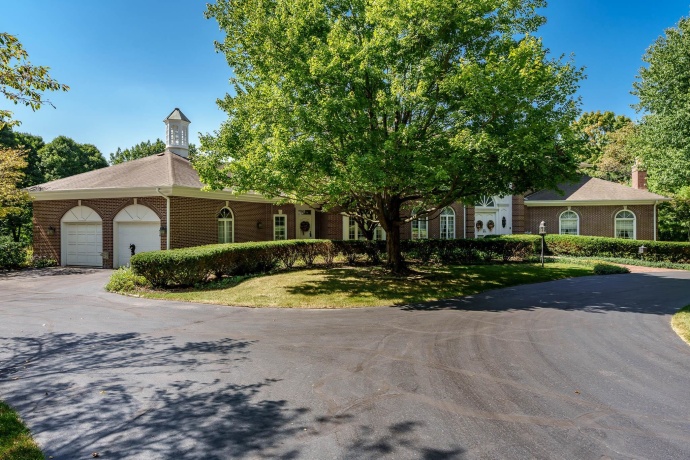 1637 Coachman, ROCKFORD, Illinois 61107, 4 Bedrooms Bedrooms, ,4 BathroomsBathrooms,House,For Sale,Coachman,202506084