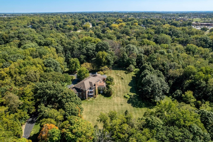 1637 Coachman, ROCKFORD, Illinois 61107, 4 Bedrooms Bedrooms, ,4 BathroomsBathrooms,House,For Sale,Coachman,202506084