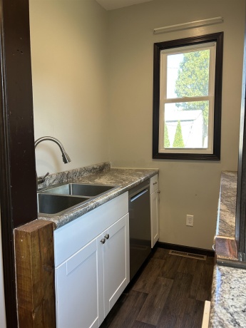 1204 3rd, MENDOTA, Illinois 61342, 3 Bedrooms Bedrooms, ,1 BathroomBathrooms,House,For Sale,3rd,202506086