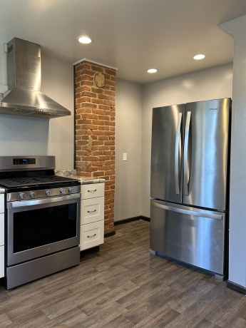 1204 3rd, MENDOTA, Illinois 61342, 3 Bedrooms Bedrooms, ,1 BathroomBathrooms,House,For Sale,3rd,202506086