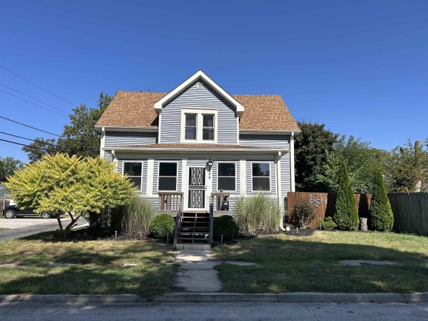 1204 3rd, MENDOTA, Illinois 61342, 3 Bedrooms Bedrooms, ,1 BathroomBathrooms,House,For Sale,3rd,202506086