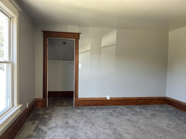 1204 3rd, MENDOTA, Illinois 61342, 3 Bedrooms Bedrooms, ,1 BathroomBathrooms,House,For Sale,3rd,202506086