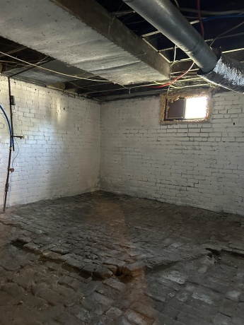 1204 3rd, MENDOTA, Illinois 61342, 3 Bedrooms Bedrooms, ,1 BathroomBathrooms,House,For Sale,3rd,202506086