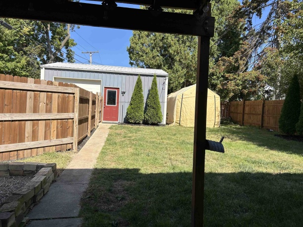 1204 3rd, MENDOTA, Illinois 61342, 3 Bedrooms Bedrooms, ,1 BathroomBathrooms,House,For Sale,3rd,202506086