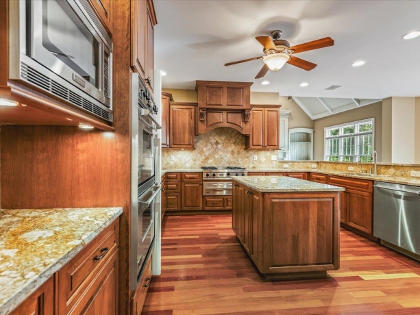 12936 Melrose, CALEDONIA, Illinois 61011, 5 Bedrooms Bedrooms, ,5 BathroomsBathrooms,House,For Sale,Melrose,202506089