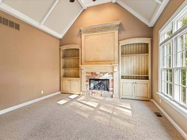 12936 Melrose, CALEDONIA, Illinois 61011, 5 Bedrooms Bedrooms, ,5 BathroomsBathrooms,House,For Sale,Melrose,202506089