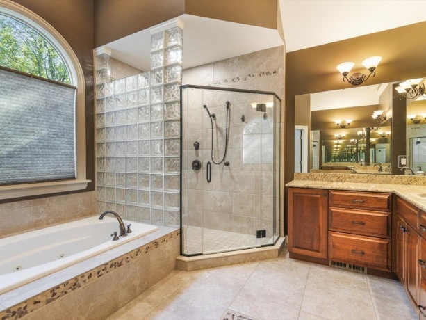 12936 Melrose, CALEDONIA, Illinois 61011, 5 Bedrooms Bedrooms, ,5 BathroomsBathrooms,House,For Sale,Melrose,202506089