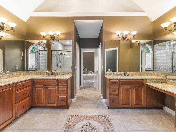 12936 Melrose, CALEDONIA, Illinois 61011, 5 Bedrooms Bedrooms, ,5 BathroomsBathrooms,House,For Sale,Melrose,202506089