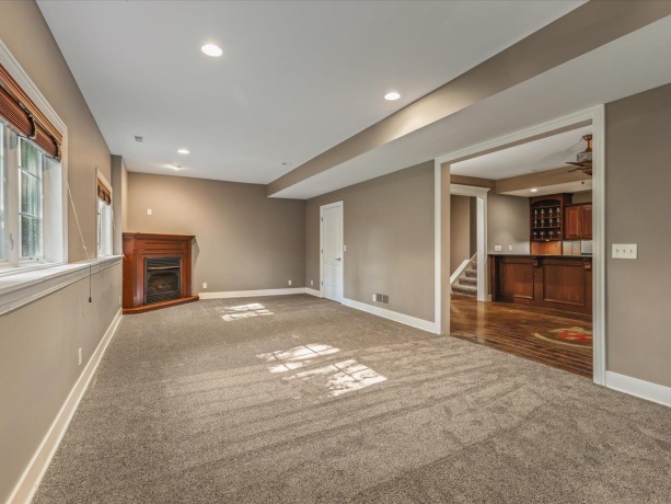 12936 Melrose, CALEDONIA, Illinois 61011, 5 Bedrooms Bedrooms, ,5 BathroomsBathrooms,House,For Sale,Melrose,202506089