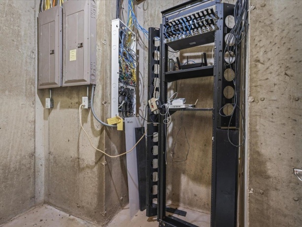 12936 Melrose, CALEDONIA, Illinois 61011, 5 Bedrooms Bedrooms, ,5 BathroomsBathrooms,House,For Sale,Melrose,202506089