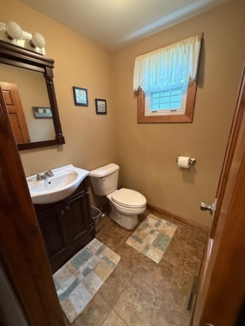 312 Buckeye, DAKOTA, Illinois 61018, 3 Bedrooms Bedrooms, ,2 BathroomsBathrooms,House,For Sale,Buckeye,202506098