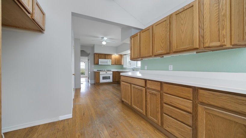 9020 Flagg, ROCHELLE, Illinois 61068, 4 Bedrooms Bedrooms, ,2 BathroomsBathrooms,House,For Sale,Flagg,202506109