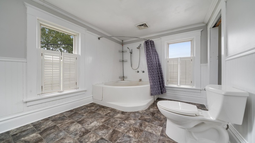 9020 Flagg, ROCHELLE, Illinois 61068, 4 Bedrooms Bedrooms, ,2 BathroomsBathrooms,House,For Sale,Flagg,202506109