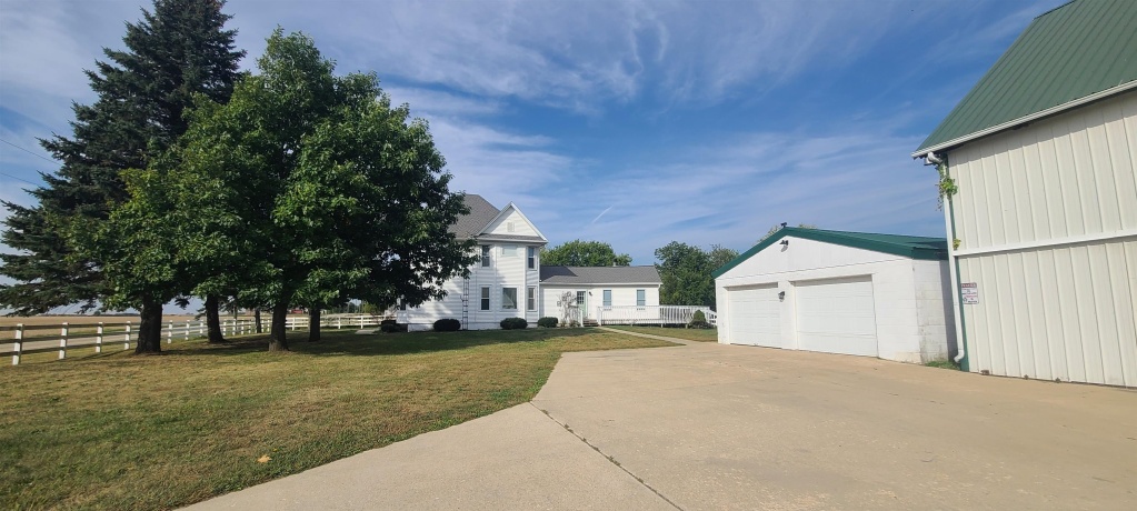9020 Flagg, ROCHELLE, Illinois 61068, 4 Bedrooms Bedrooms, ,2 BathroomsBathrooms,House,For Sale,Flagg,202506109