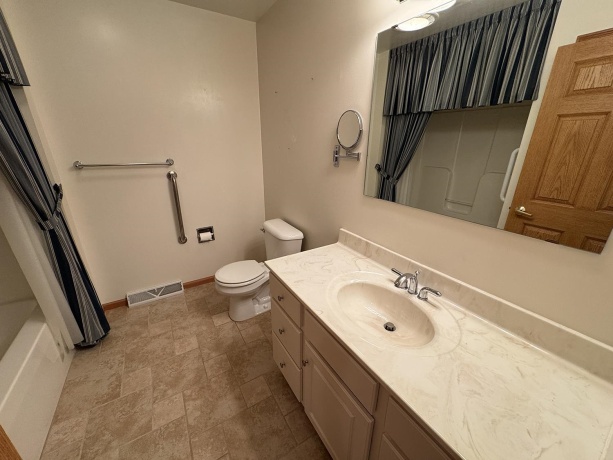 17-90 Whitewater, LAKE CARROLL, Illinois 61046, 4 Bedrooms Bedrooms, ,3 BathroomsBathrooms,House,For Sale,Whitewater,202506111