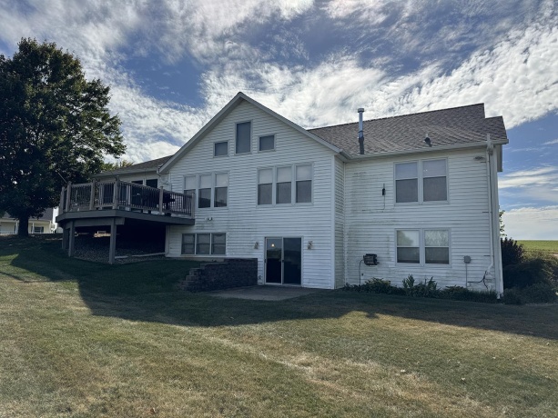 17-90 Whitewater, LAKE CARROLL, Illinois 61046, 4 Bedrooms Bedrooms, ,3 BathroomsBathrooms,House,For Sale,Whitewater,202506111