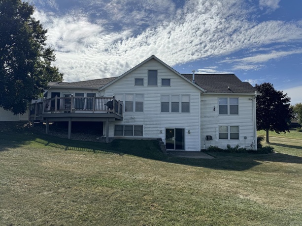 17-90 Whitewater, LAKE CARROLL, Illinois 61046, 4 Bedrooms Bedrooms, ,3 BathroomsBathrooms,House,For Sale,Whitewater,202506111