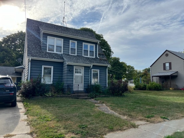 304 Maple, FORRESTON, Illinois 61030, 2 Bedrooms Bedrooms, ,1 BathroomBathrooms,House,For Sale,Maple,202506113