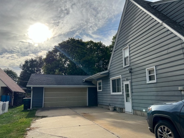 304 Maple, FORRESTON, Illinois 61030, 2 Bedrooms Bedrooms, ,1 BathroomBathrooms,House,For Sale,Maple,202506113