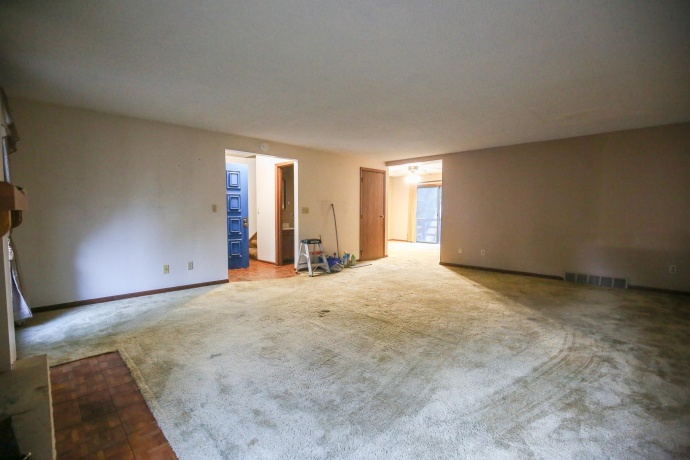 209 Fox Trot, DIXON, Illinois 61021, 3 Bedrooms Bedrooms, ,2 BathroomsBathrooms,Condominium,For Sale,Fox Trot,202504870