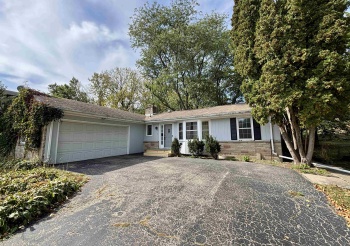 911 KENMORE, ROCKFORD, Illinois 61108, 3 Bedrooms Bedrooms, ,2 BathroomsBathrooms,House,For Sale,KENMORE,202506135