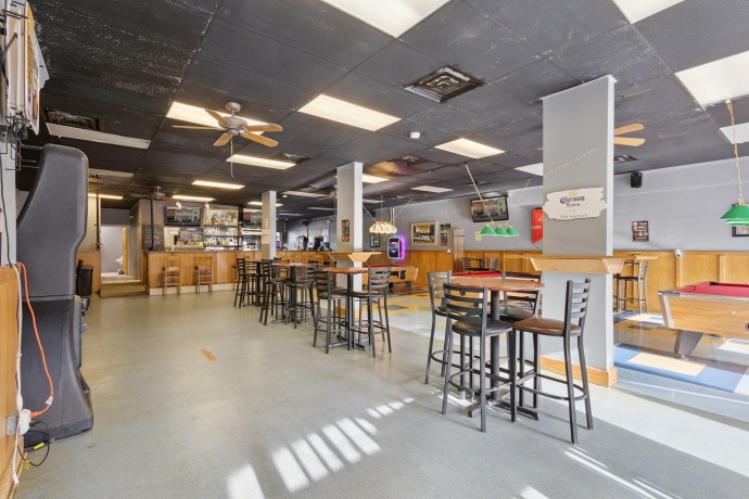 522 State, BELVIDERE, Illinois 61008, ,5+ Units,For Sale,State,202506148