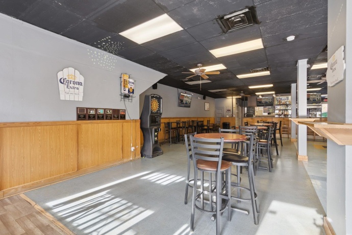 522 State, BELVIDERE, Illinois 61008, ,5+ Units,For Sale,State,202506148