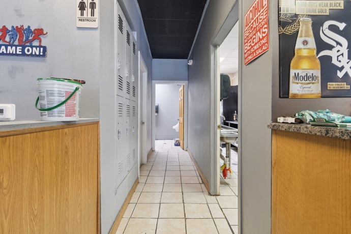 522 State, BELVIDERE, Illinois 61008, ,5+ Units,For Sale,State,202506148