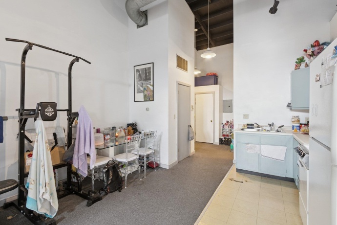 522 State, BELVIDERE, Illinois 61008, ,5+ Units,For Sale,State,202506148