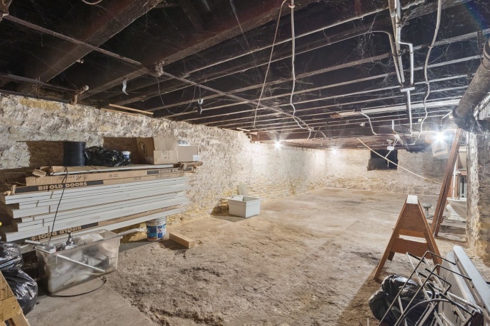 522 State, BELVIDERE, Illinois 61008, ,5+ Units,For Sale,State,202506148