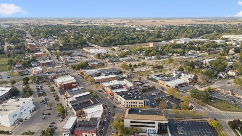 522 State, BELVIDERE, Illinois 61008, ,5+ Units,For Sale,State,202506148