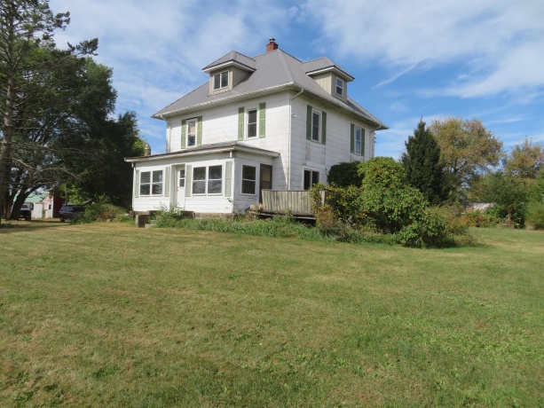 7372 Dublin, FREEPORT, Illinois 61032, 3 Bedrooms Bedrooms, ,1 BathroomBathrooms,House,For Sale,Dublin,202506155