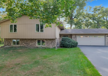 4747 Treeview, ROCKFORD, Illinois 61109, 4 Bedrooms Bedrooms, ,3 BathroomsBathrooms,House,For Sale,Treeview,202506156