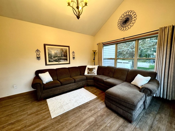 7 Hawthorn, GALENA, Illinois 61036, 4 Bedrooms Bedrooms, ,3 BathroomsBathrooms,House,For Sale,Hawthorn,202506159