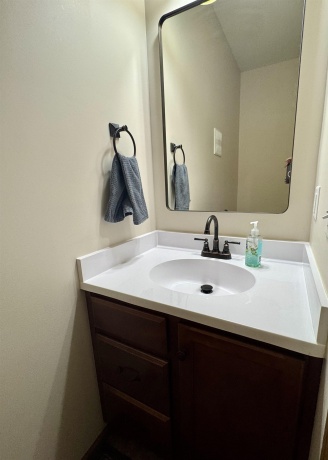 7 Hawthorn, GALENA, Illinois 61036, 4 Bedrooms Bedrooms, ,3 BathroomsBathrooms,House,For Sale,Hawthorn,202506159