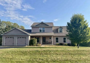 7 Hawthorn, GALENA, Illinois 61036, 4 Bedrooms Bedrooms, ,3 BathroomsBathrooms,House,For Sale,Hawthorn,202506159