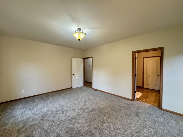 7 Hawthorn, GALENA, Illinois 61036, 4 Bedrooms Bedrooms, ,3 BathroomsBathrooms,House,For Sale,Hawthorn,202506159