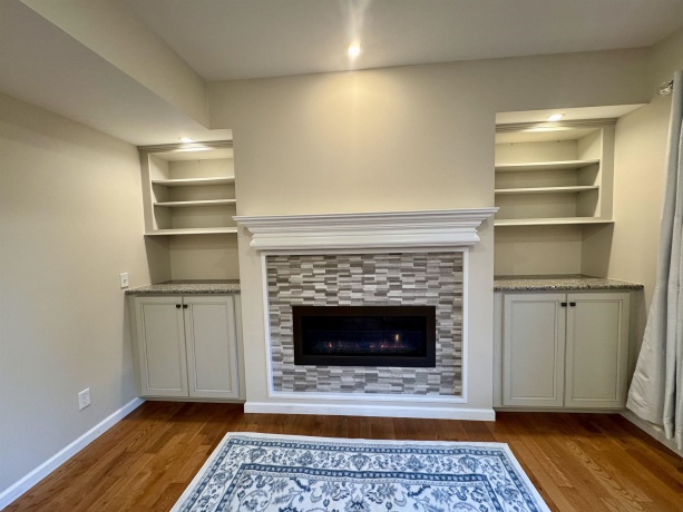 7 Hawthorn, GALENA, Illinois 61036, 4 Bedrooms Bedrooms, ,3 BathroomsBathrooms,House,For Sale,Hawthorn,202506159